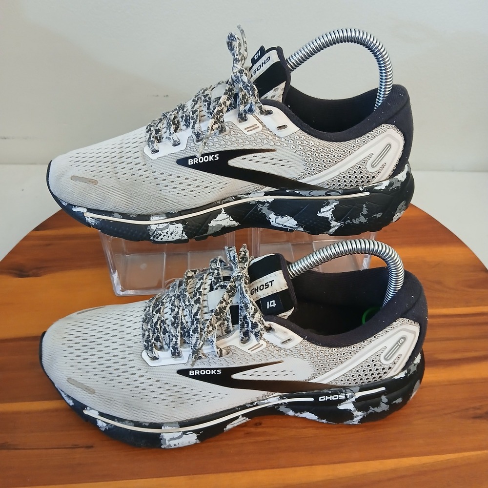 Brooks Ghost 14 Womens 7 White Black Camo Running Shoes Sneakers 1203561B135